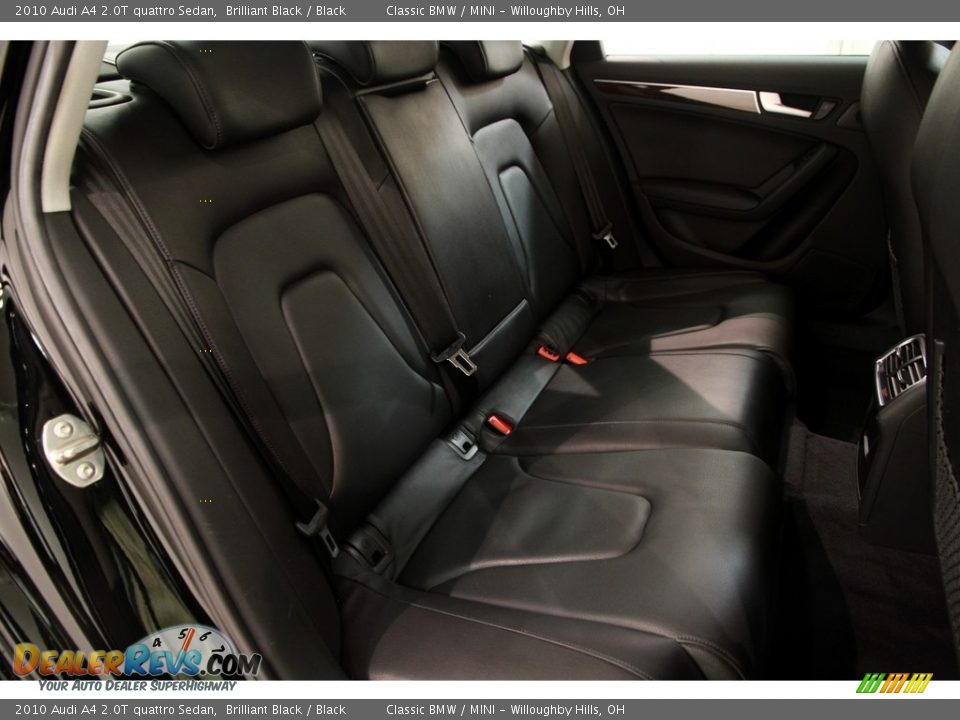2010 Audi A4 2.0T quattro Sedan Brilliant Black / Black Photo #17