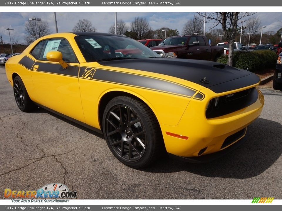 Front 3/4 View of 2017 Dodge Challenger T/A Photo #4