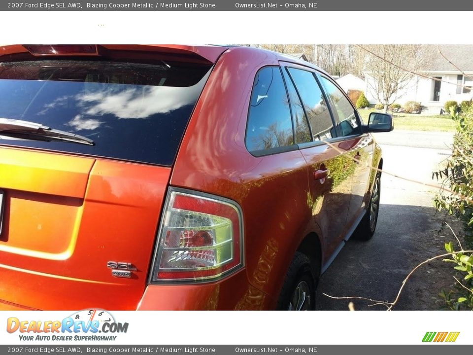 2007 Ford Edge SEL AWD Blazing Copper Metallic / Medium Light Stone Photo #2