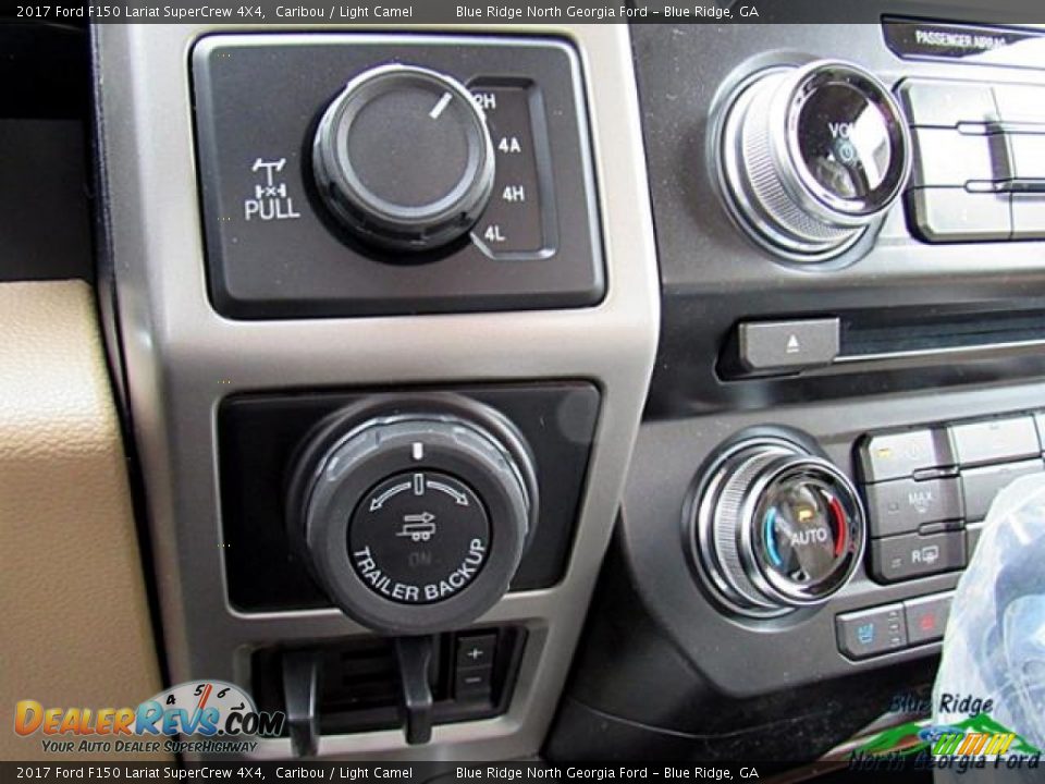 2017 Ford F150 Lariat SuperCrew 4X4 Caribou / Light Camel Photo #25