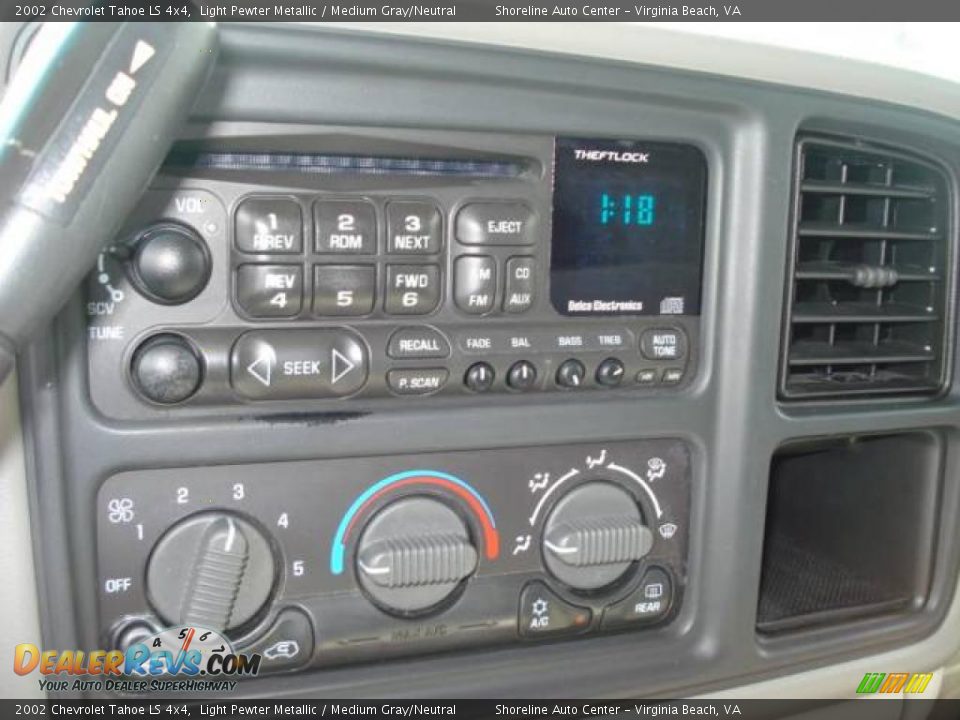 2002 Chevrolet Tahoe LS 4x4 Light Pewter Metallic / Medium Gray/Neutral Photo #16