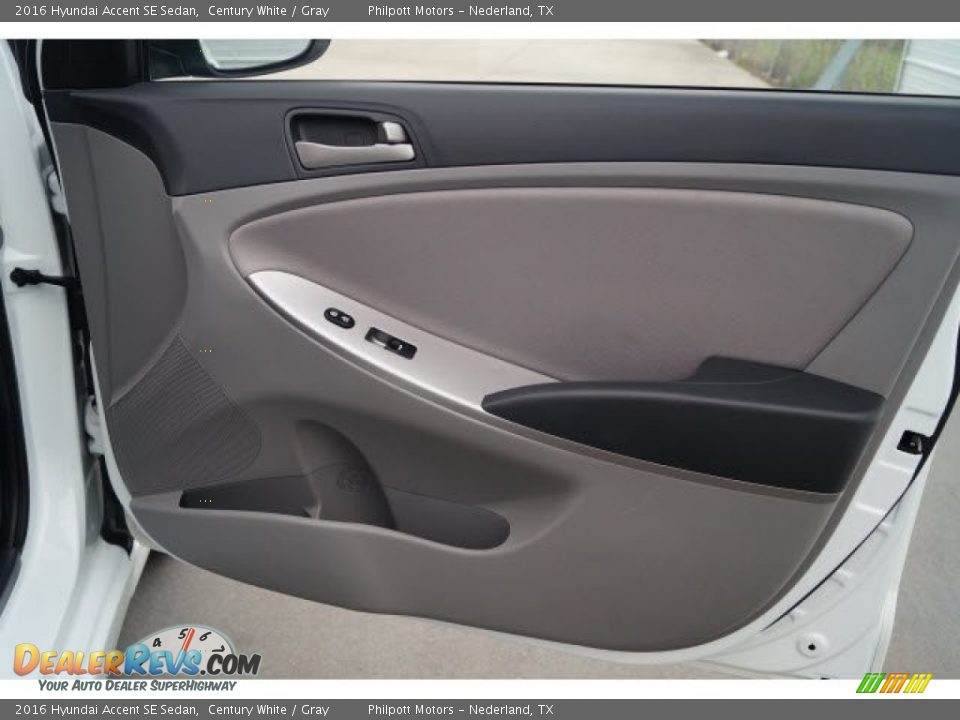 2016 Hyundai Accent SE Sedan Century White / Gray Photo #12