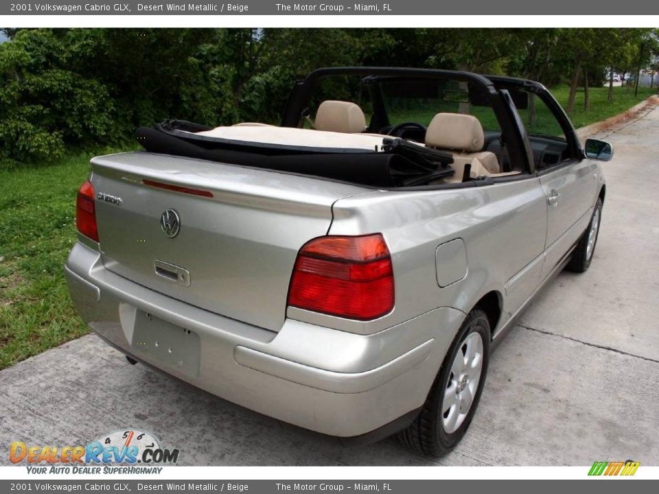 2001 Volkswagen Cabrio GLX Desert Wind Metallic / Beige Photo #32