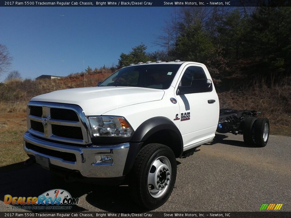 2017 Ram 5500 Tradesman Regular Cab Chassis Bright White / Black/Diesel Gray Photo #2