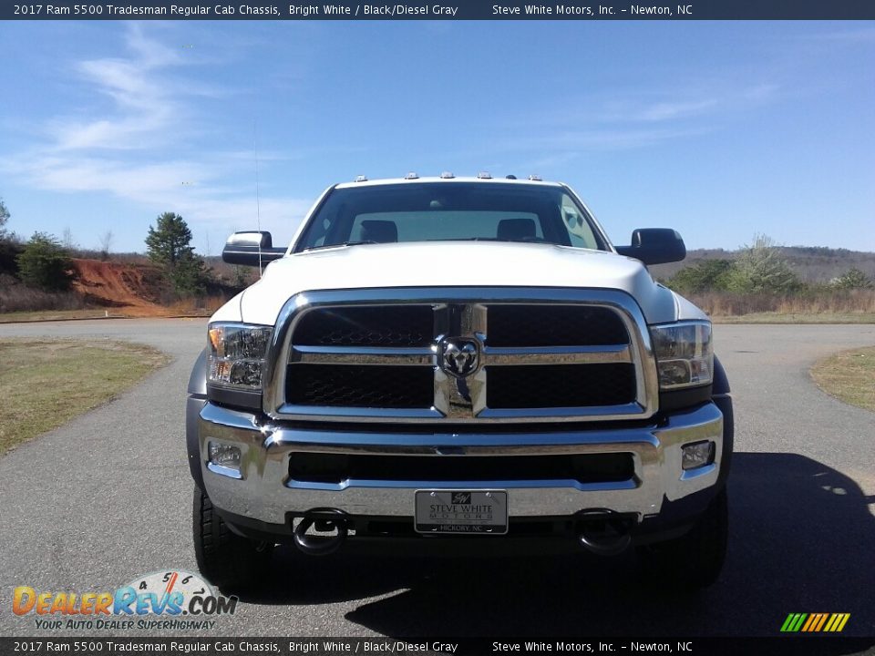 2017 Ram 5500 Tradesman Regular Cab Chassis Bright White / Black/Diesel Gray Photo #3