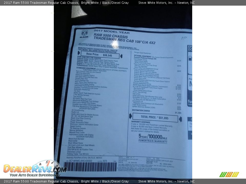 2017 Ram 5500 Tradesman Regular Cab Chassis Bright White / Black/Diesel Gray Photo #19
