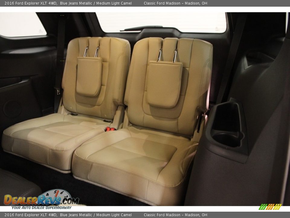 2016 Ford Explorer XLT 4WD Blue Jeans Metallic / Medium Light Camel Photo #17