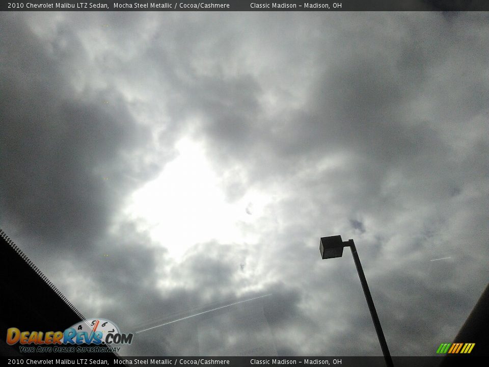 2010 Chevrolet Malibu LTZ Sedan Mocha Steel Metallic / Cocoa/Cashmere Photo #4