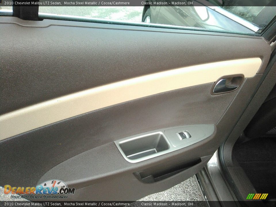 2010 Chevrolet Malibu LTZ Sedan Mocha Steel Metallic / Cocoa/Cashmere Photo #12