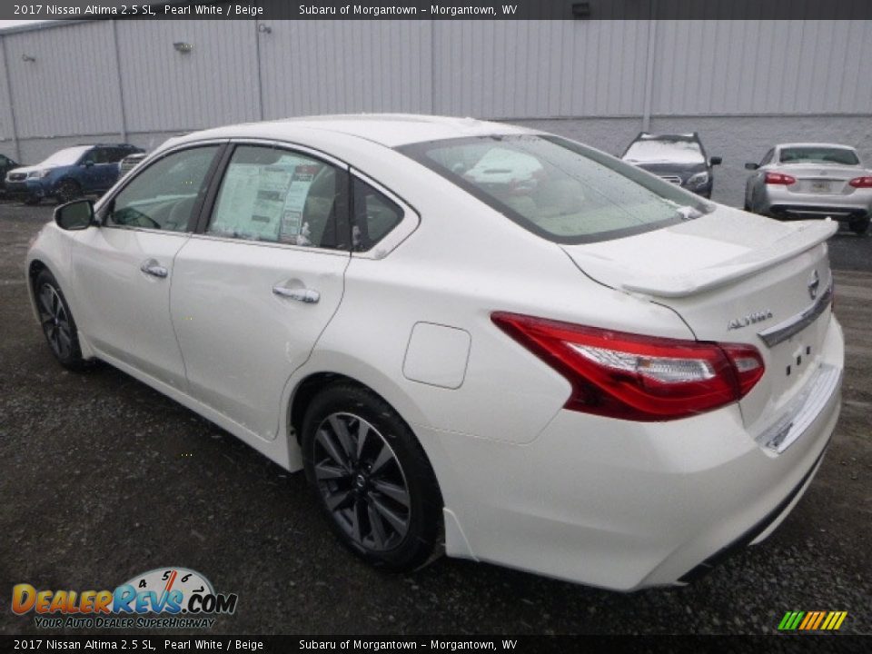 2017 Nissan Altima 2.5 SL Pearl White / Beige Photo #5