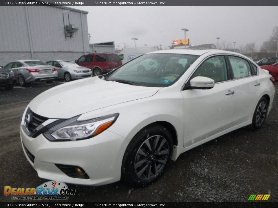2017 Nissan Altima 2.5 SL Pearl White / Beige Photo #7