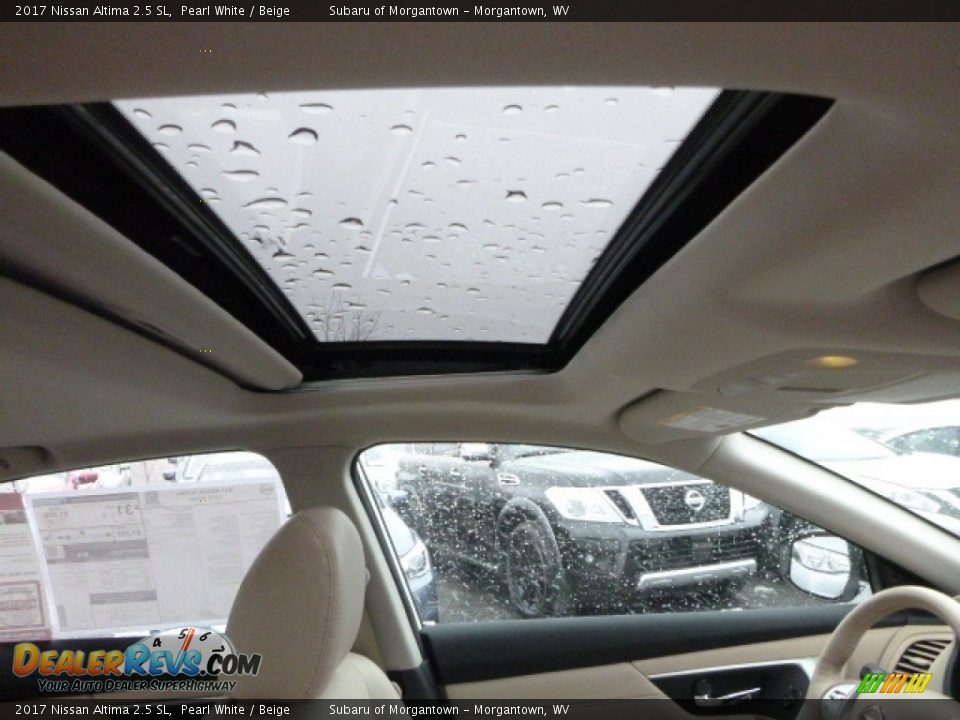 2017 Nissan Altima 2.5 SL Pearl White / Beige Photo #12