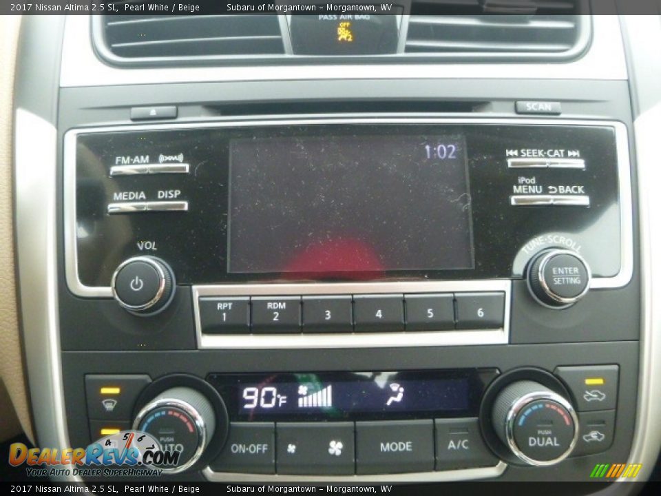 2017 Nissan Altima 2.5 SL Pearl White / Beige Photo #19