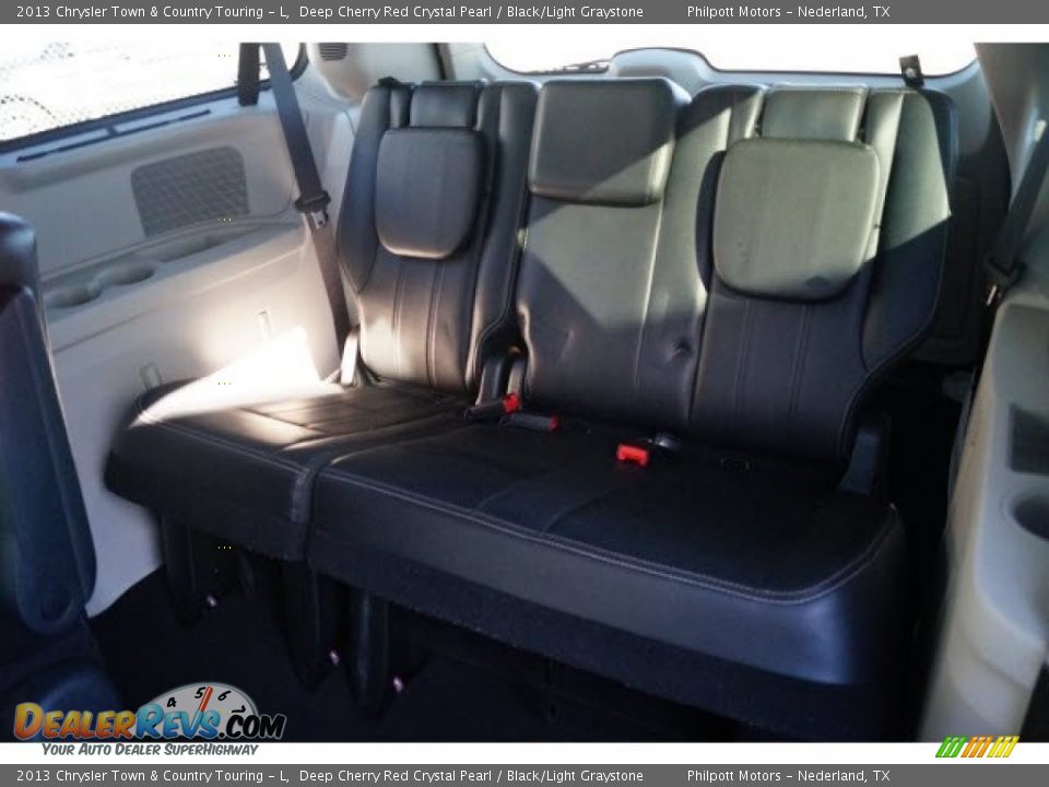 2013 Chrysler Town & Country Touring - L Deep Cherry Red Crystal Pearl / Black/Light Graystone Photo #12