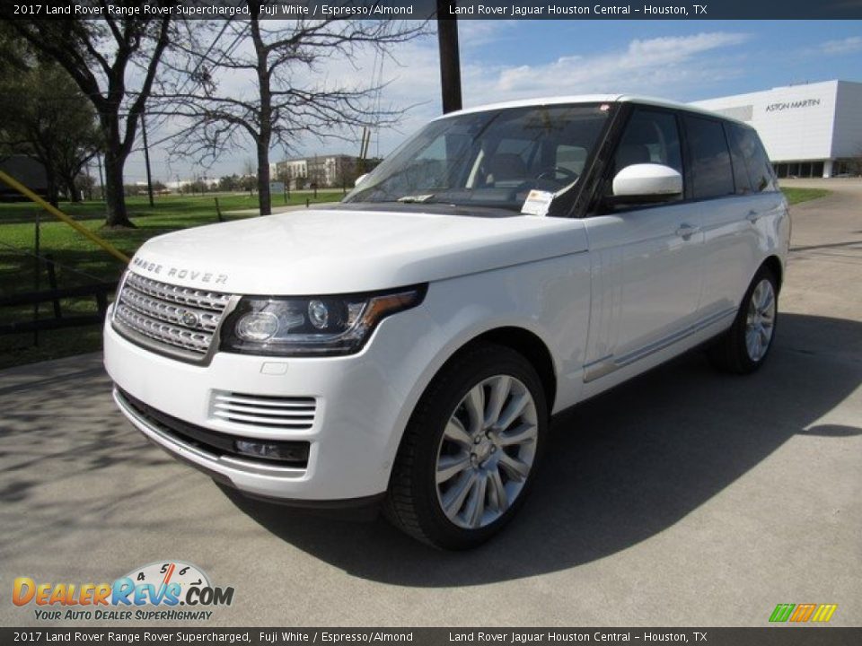 2017 Land Rover Range Rover Supercharged Fuji White / Espresso/Almond Photo #10