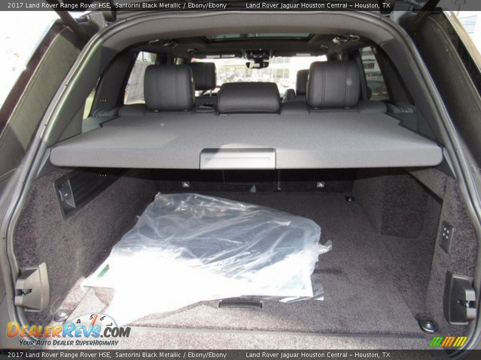 2017 Land Rover Range Rover HSE Trunk Photo #16