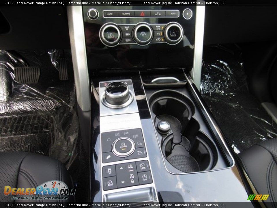 Controls of 2017 Land Rover Range Rover HSE Photo #19