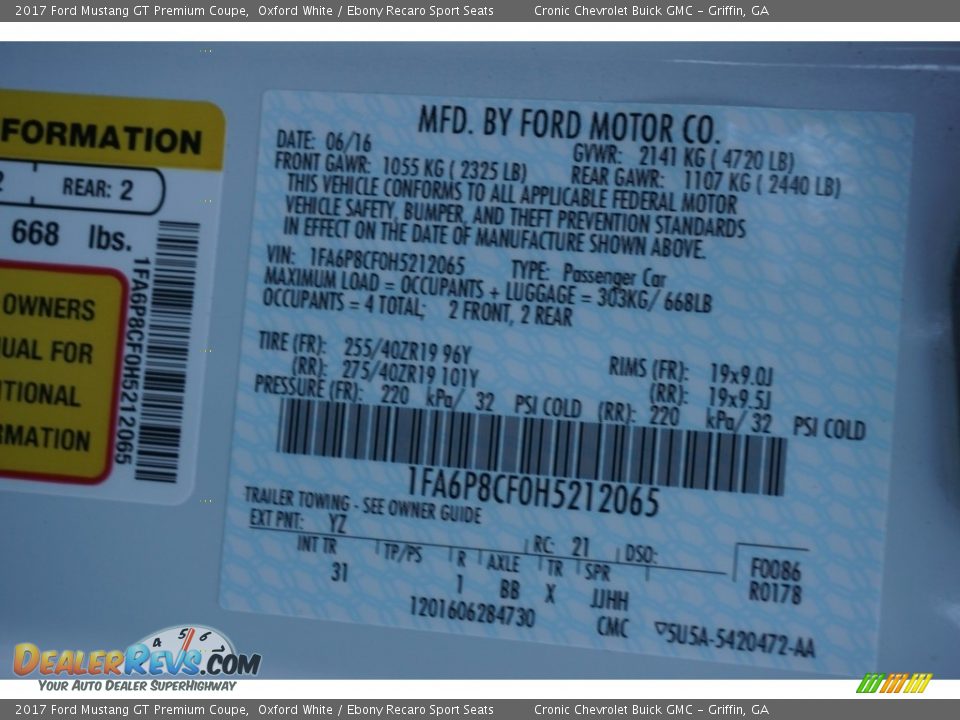 2017 Ford Mustang GT Premium Coupe Oxford White / Ebony Recaro Sport Seats Photo #23