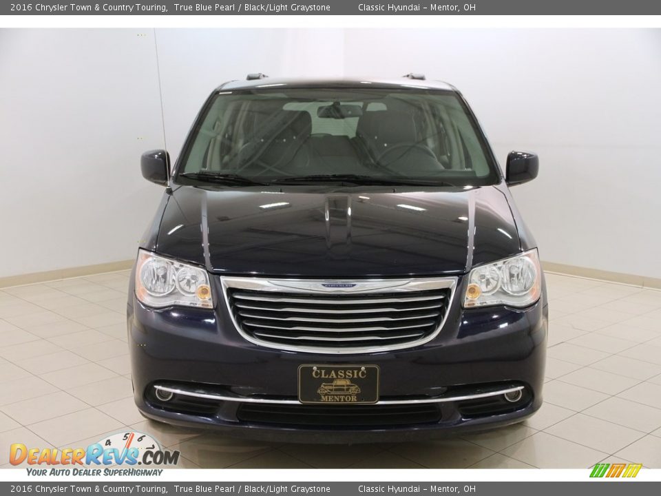 2016 Chrysler Town & Country Touring True Blue Pearl / Black/Light Graystone Photo #2
