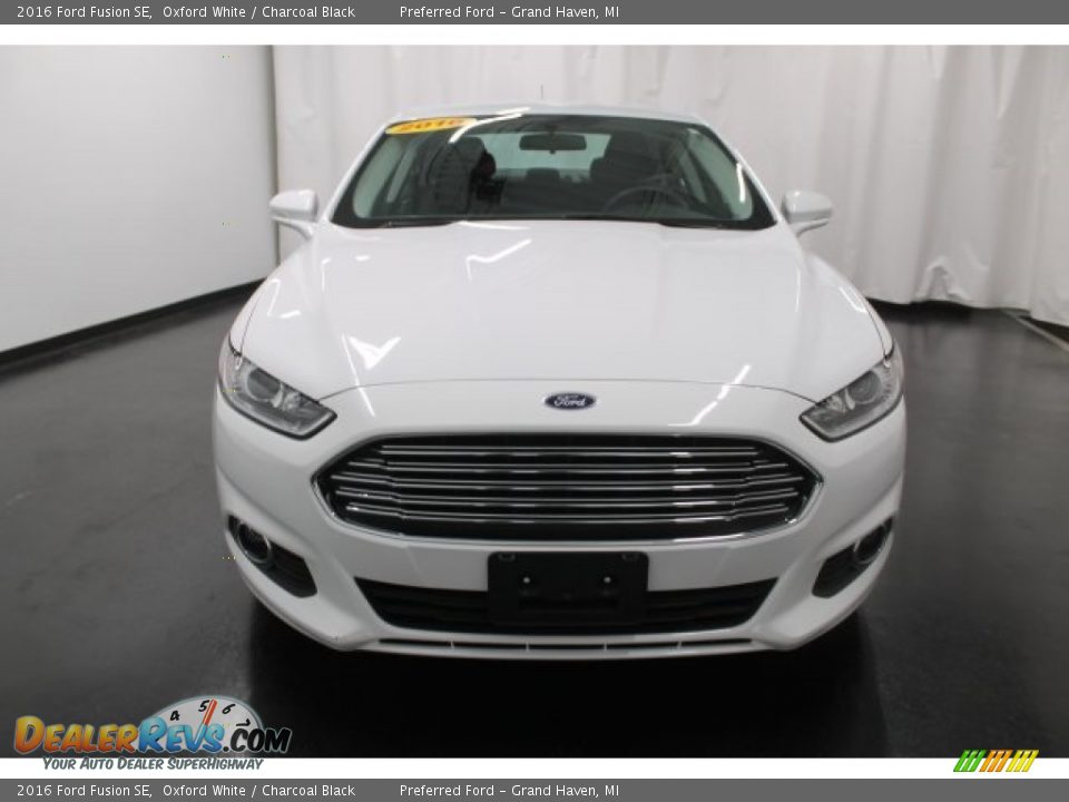 2016 Ford Fusion SE Oxford White / Charcoal Black Photo #21