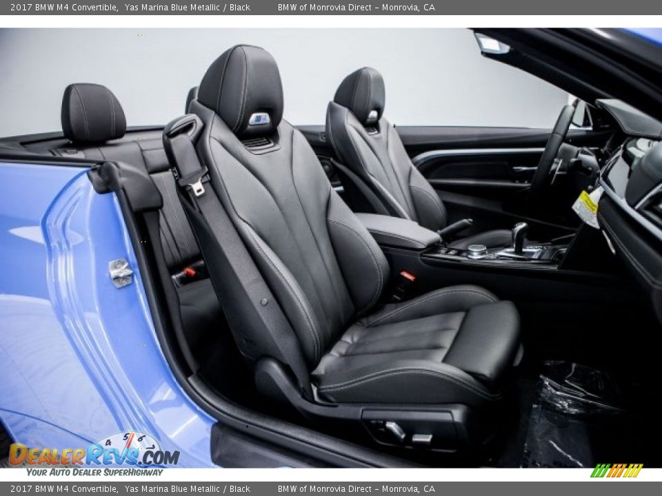 Black Interior - 2017 BMW M4 Convertible Photo #2