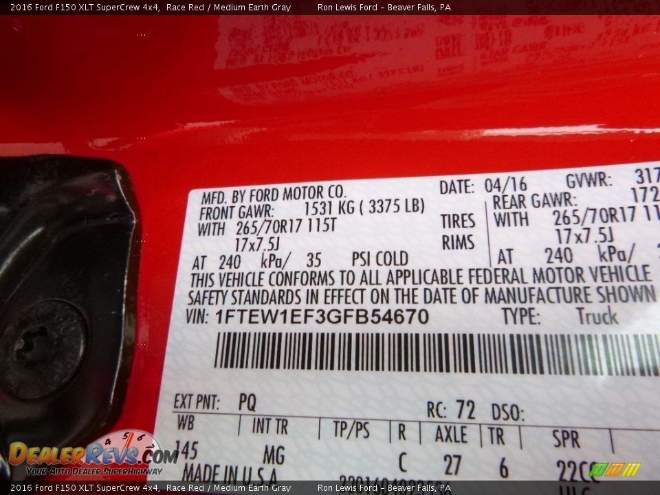 2016 Ford F150 XLT SuperCrew 4x4 Race Red / Medium Earth Gray Photo #15
