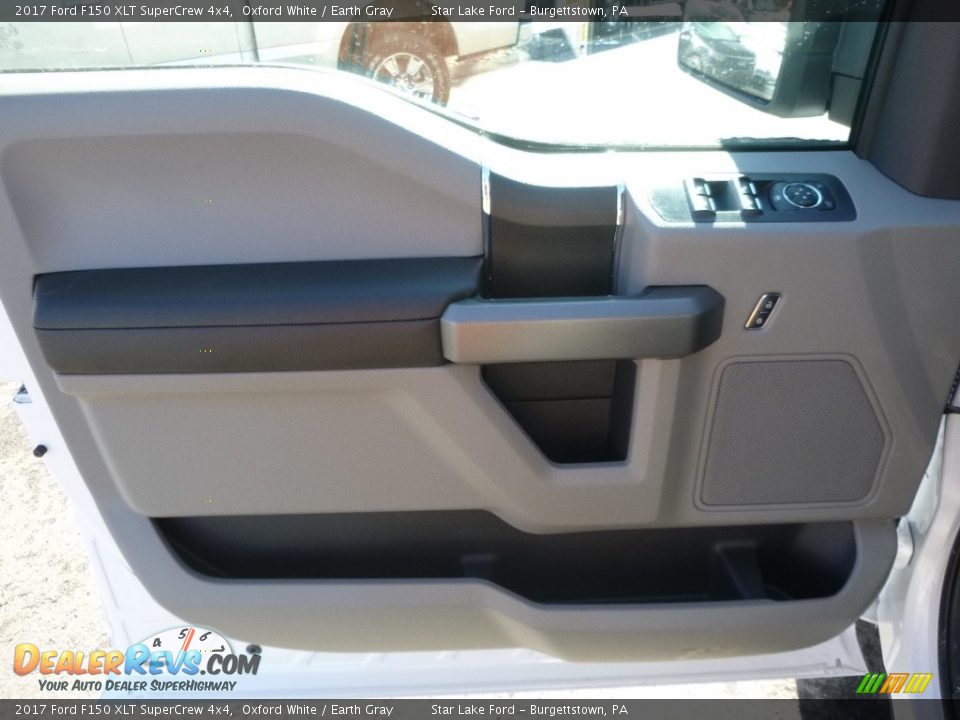 2017 Ford F150 XLT SuperCrew 4x4 Oxford White / Earth Gray Photo #13