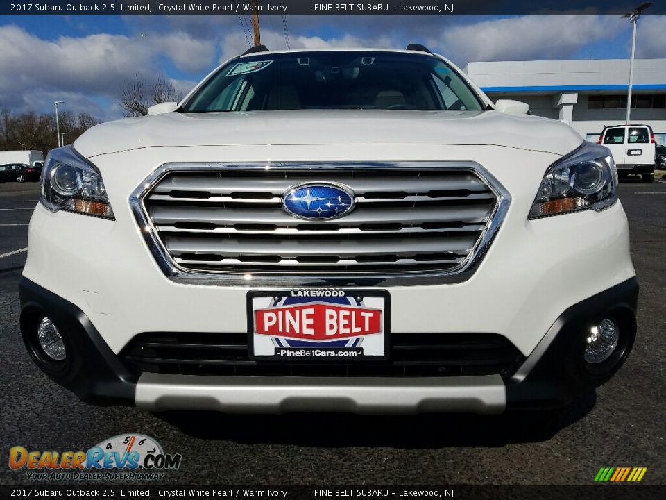 2017 Subaru Outback 2.5i Limited Crystal White Pearl / Warm Ivory Photo #2