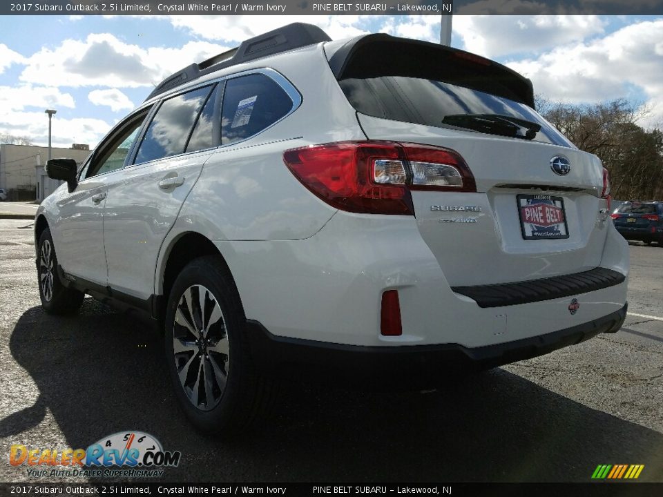 2017 Subaru Outback 2.5i Limited Crystal White Pearl / Warm Ivory Photo #4
