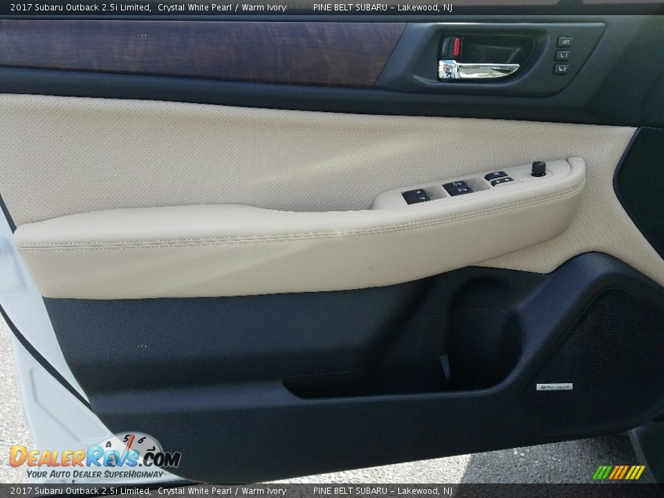 2017 Subaru Outback 2.5i Limited Crystal White Pearl / Warm Ivory Photo #6