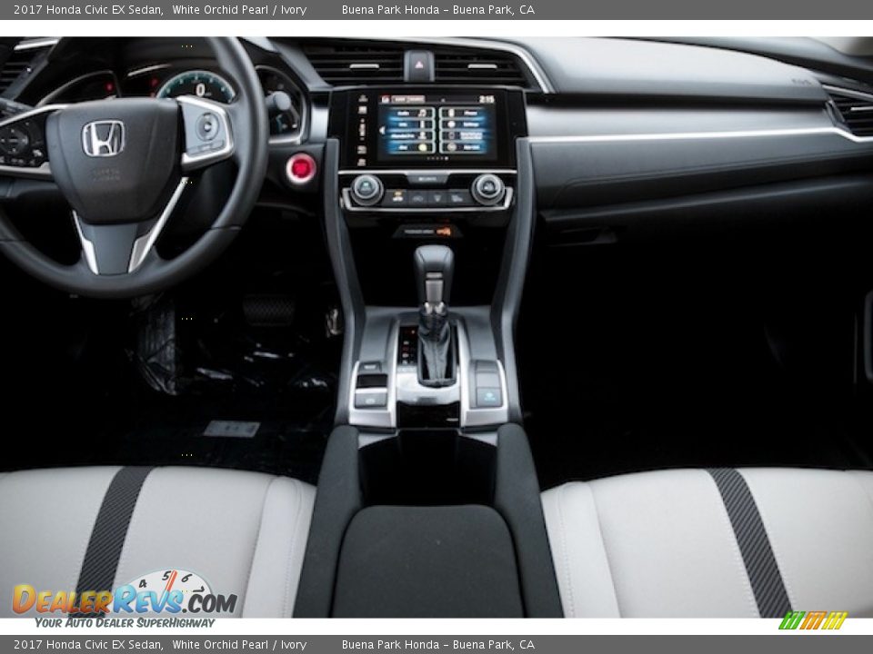 2017 Honda Civic EX Sedan White Orchid Pearl / Ivory Photo #13