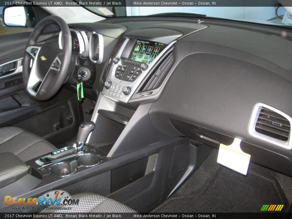 2017 Chevrolet Equinox LT AWD Mosaic Black Metallic / Jet Black Photo #10