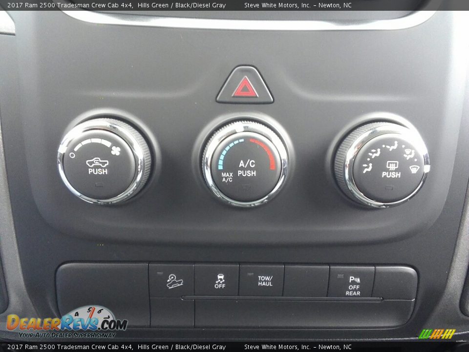 Controls of 2017 Ram 2500 Tradesman Crew Cab 4x4 Photo #22