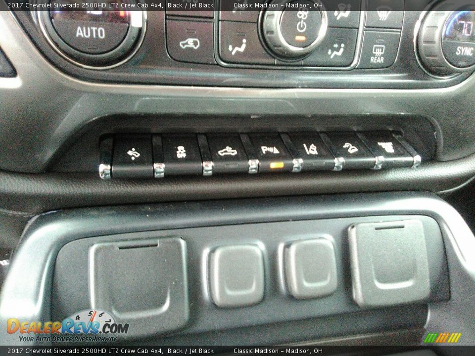 2017 Chevrolet Silverado 2500HD LTZ Crew Cab 4x4 Black / Jet Black Photo #16