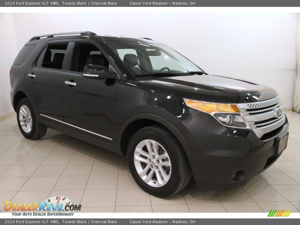2014 Ford Explorer XLT 4WD Tuxedo Black / Charcoal Black Photo #1