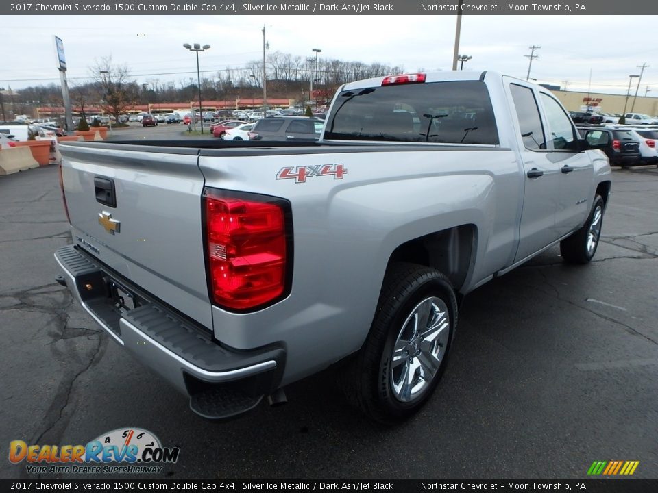 2017 Chevrolet Silverado 1500 Custom Double Cab 4x4 Silver Ice Metallic / Dark Ash/Jet Black Photo #7