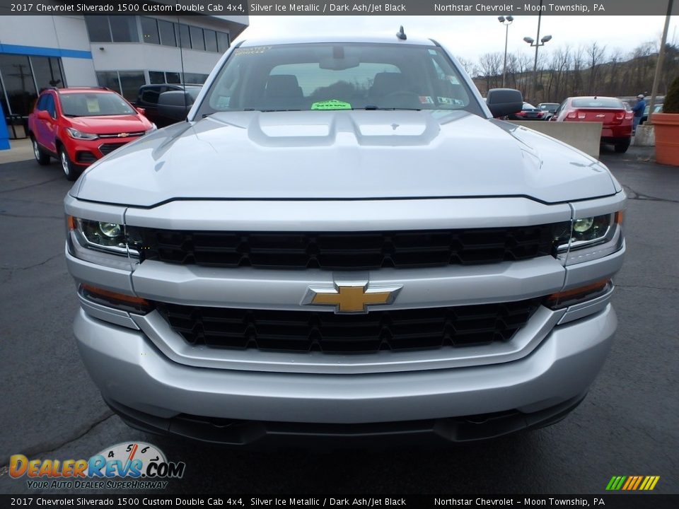 2017 Chevrolet Silverado 1500 Custom Double Cab 4x4 Silver Ice Metallic / Dark Ash/Jet Black Photo #12