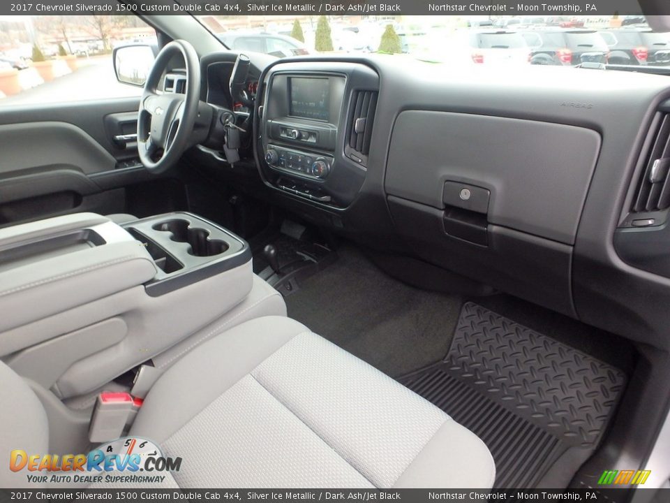 2017 Chevrolet Silverado 1500 Custom Double Cab 4x4 Silver Ice Metallic / Dark Ash/Jet Black Photo #15