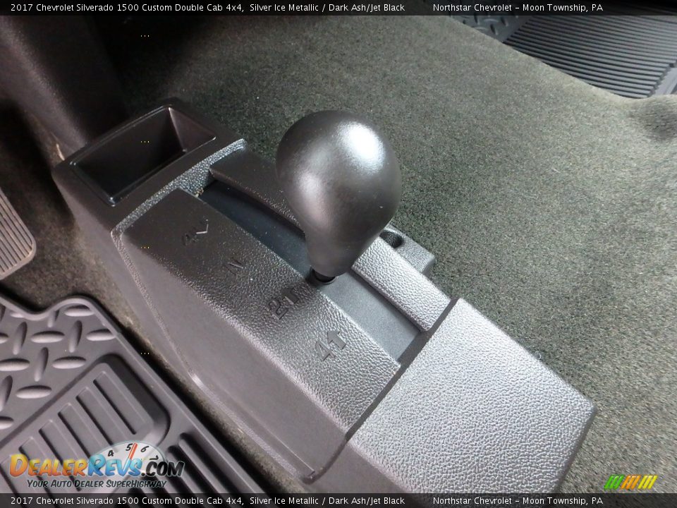 2017 Chevrolet Silverado 1500 Custom Double Cab 4x4 Silver Ice Metallic / Dark Ash/Jet Black Photo #26