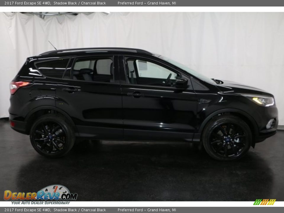 2017 Ford Escape SE 4WD Shadow Black / Charcoal Black Photo #1