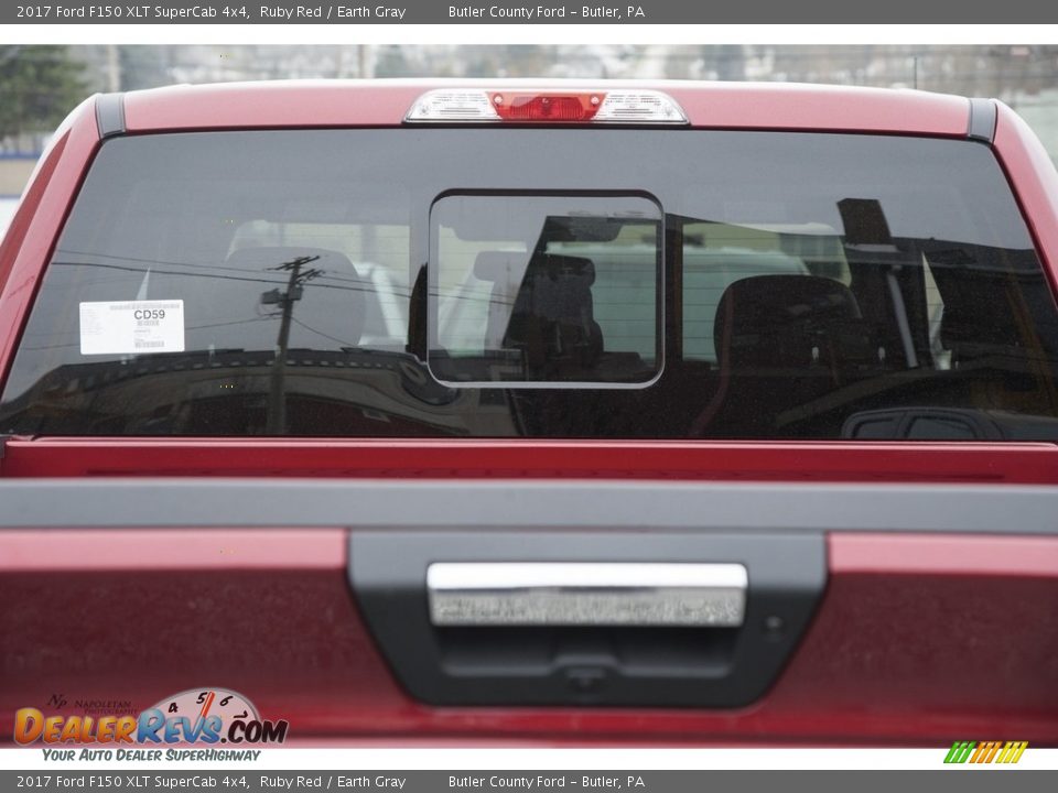 2017 Ford F150 XLT SuperCab 4x4 Ruby Red / Earth Gray Photo #3
