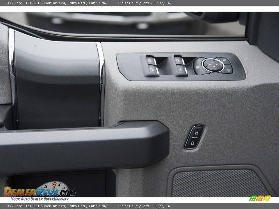 2017 Ford F150 XLT SuperCab 4x4 Ruby Red / Earth Gray Photo #6