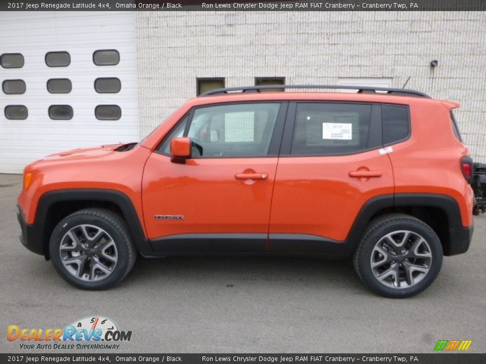 2017 Jeep Renegade Latitude 4x4 Omaha Orange / Black Photo #2