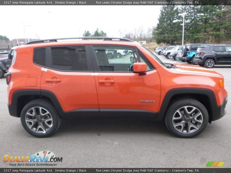 2017 Jeep Renegade Latitude 4x4 Omaha Orange / Black Photo #6