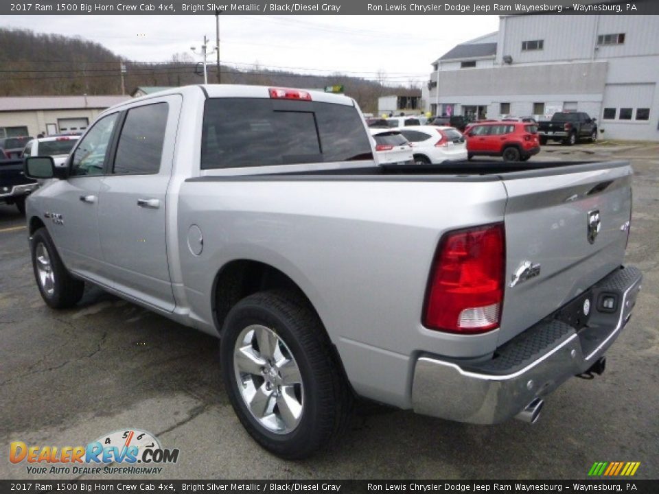 2017 Ram 1500 Big Horn Crew Cab 4x4 Bright Silver Metallic / Black/Diesel Gray Photo #4