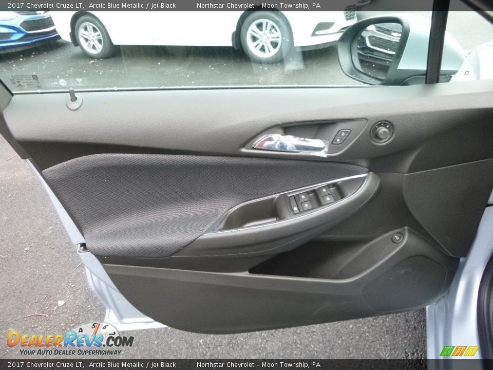 2017 Chevrolet Cruze LT Arctic Blue Metallic / Jet Black Photo #13