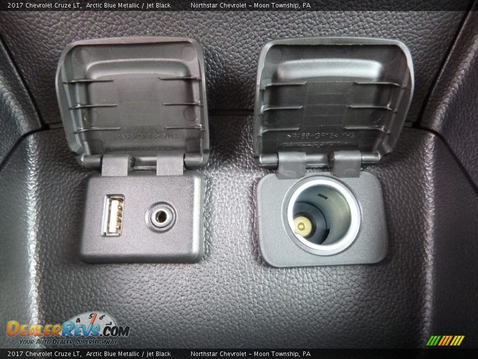 2017 Chevrolet Cruze LT Arctic Blue Metallic / Jet Black Photo #19