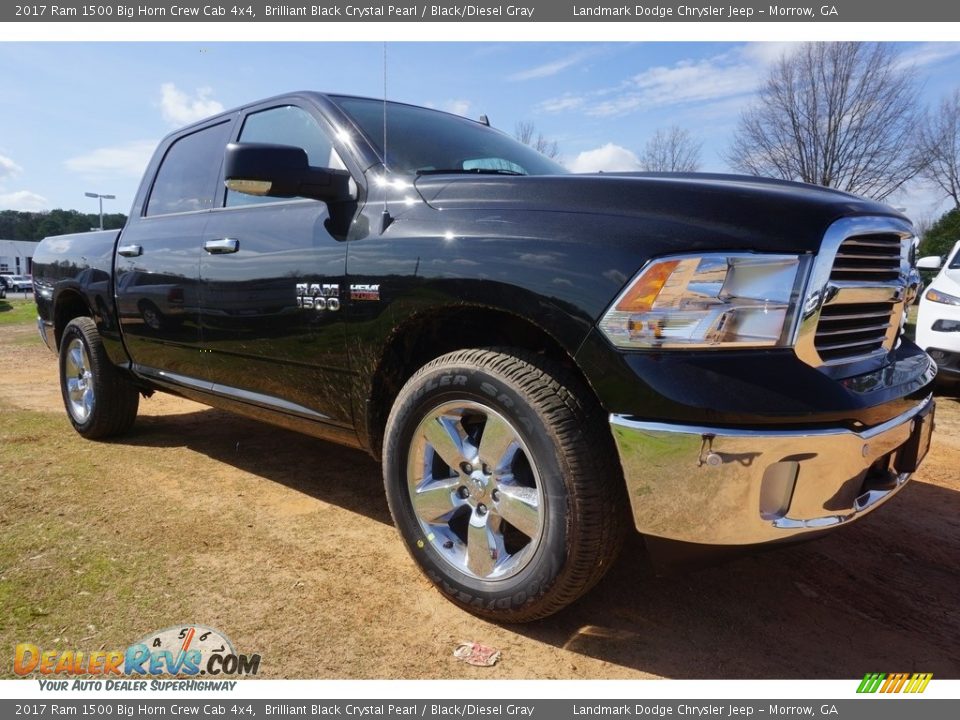 Front 3/4 View of 2017 Ram 1500 Big Horn Crew Cab 4x4 Photo #4