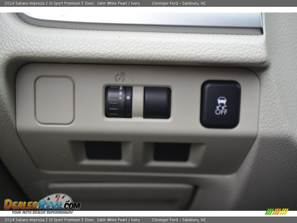 2014 Subaru Impreza 2.0i Sport Premium 5 Door Satin White Pearl / Ivory Photo #21