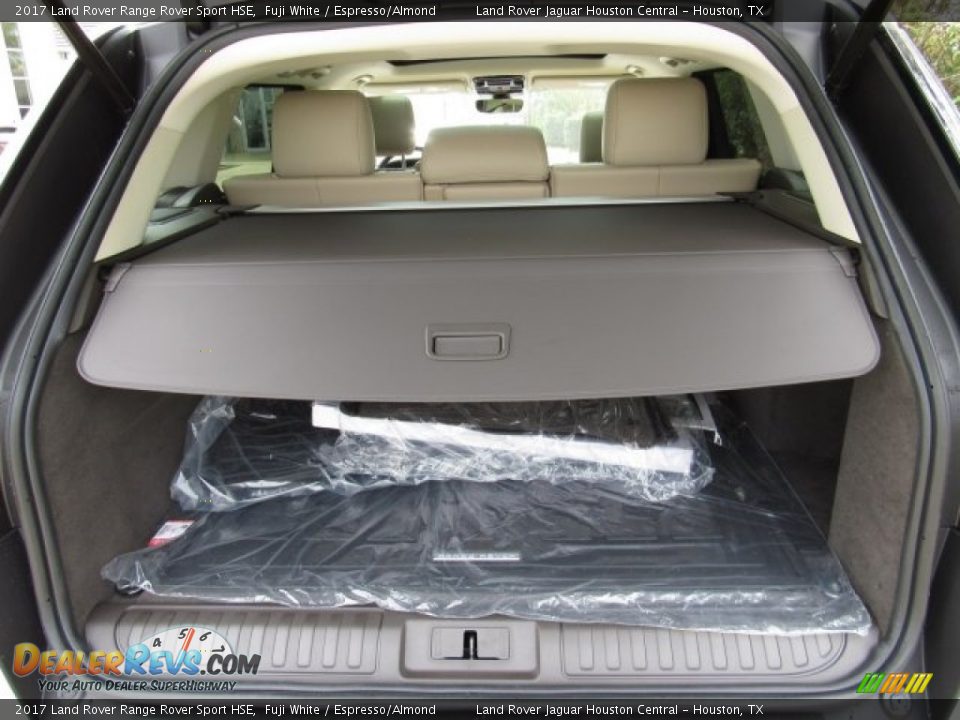 2017 Land Rover Range Rover Sport HSE Fuji White / Espresso/Almond Photo #16